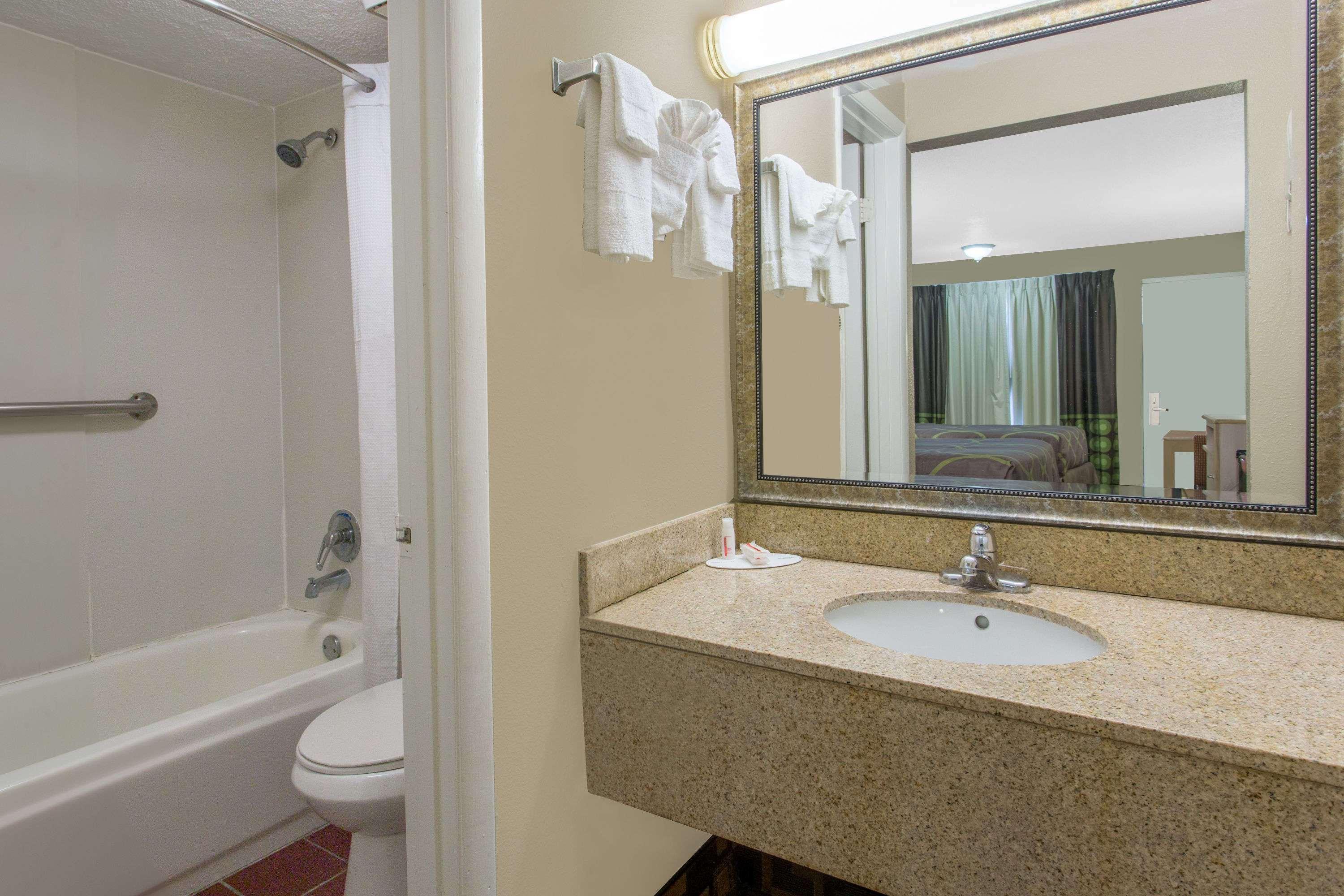 Super 8 By Wyndham Antioch/Nashville South East Dış mekan fotoğraf